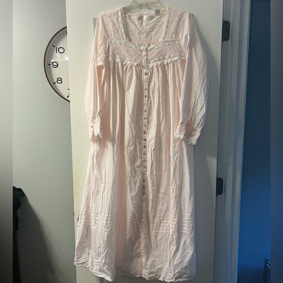 Eileen West pale pink prairie gown with pockets size S, 100% cotton - Picture 1 of 12